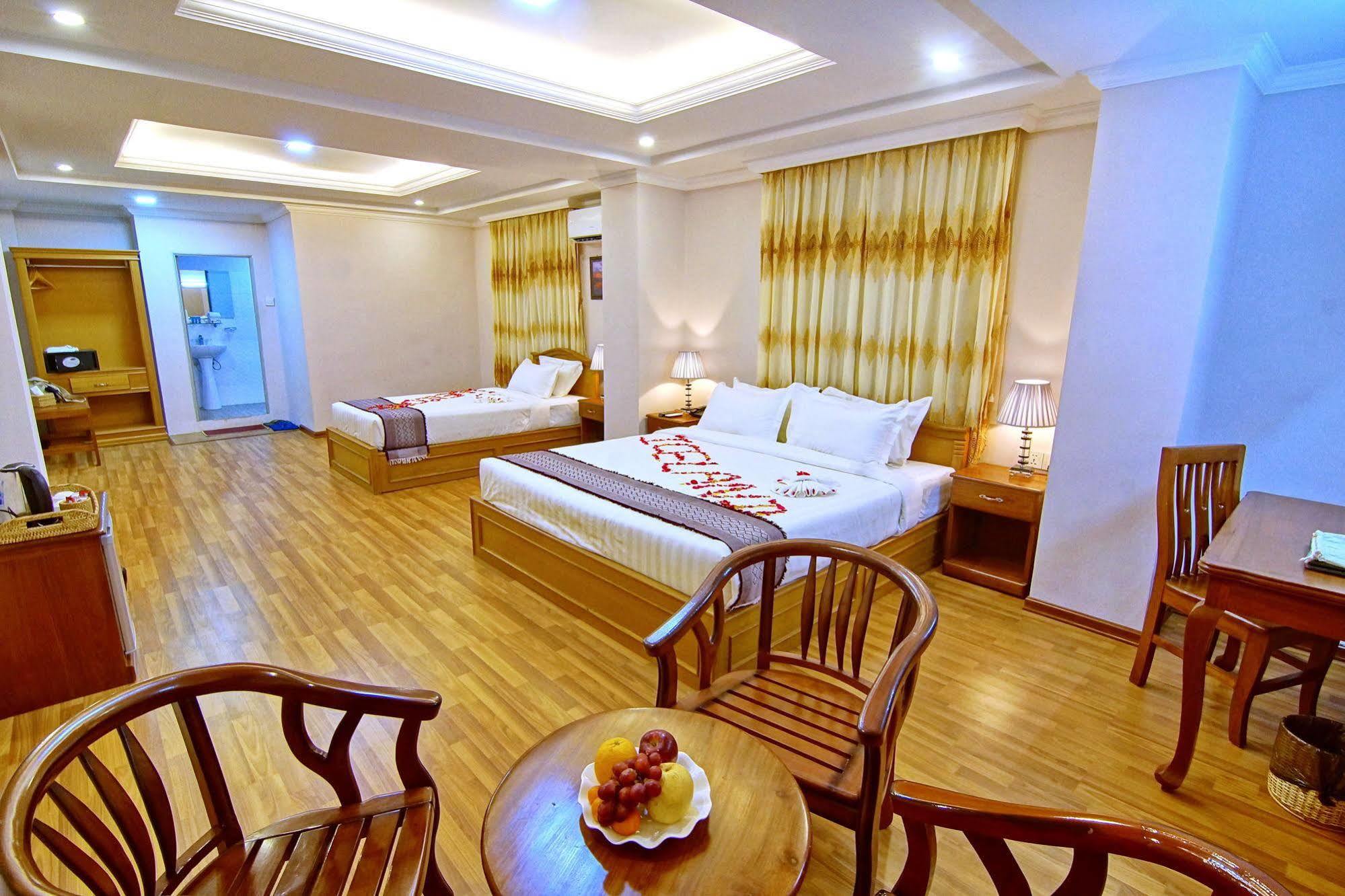 Hotel Iceland Mandalay Exterior foto